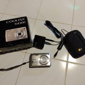 Nikon CoolPix ss4300